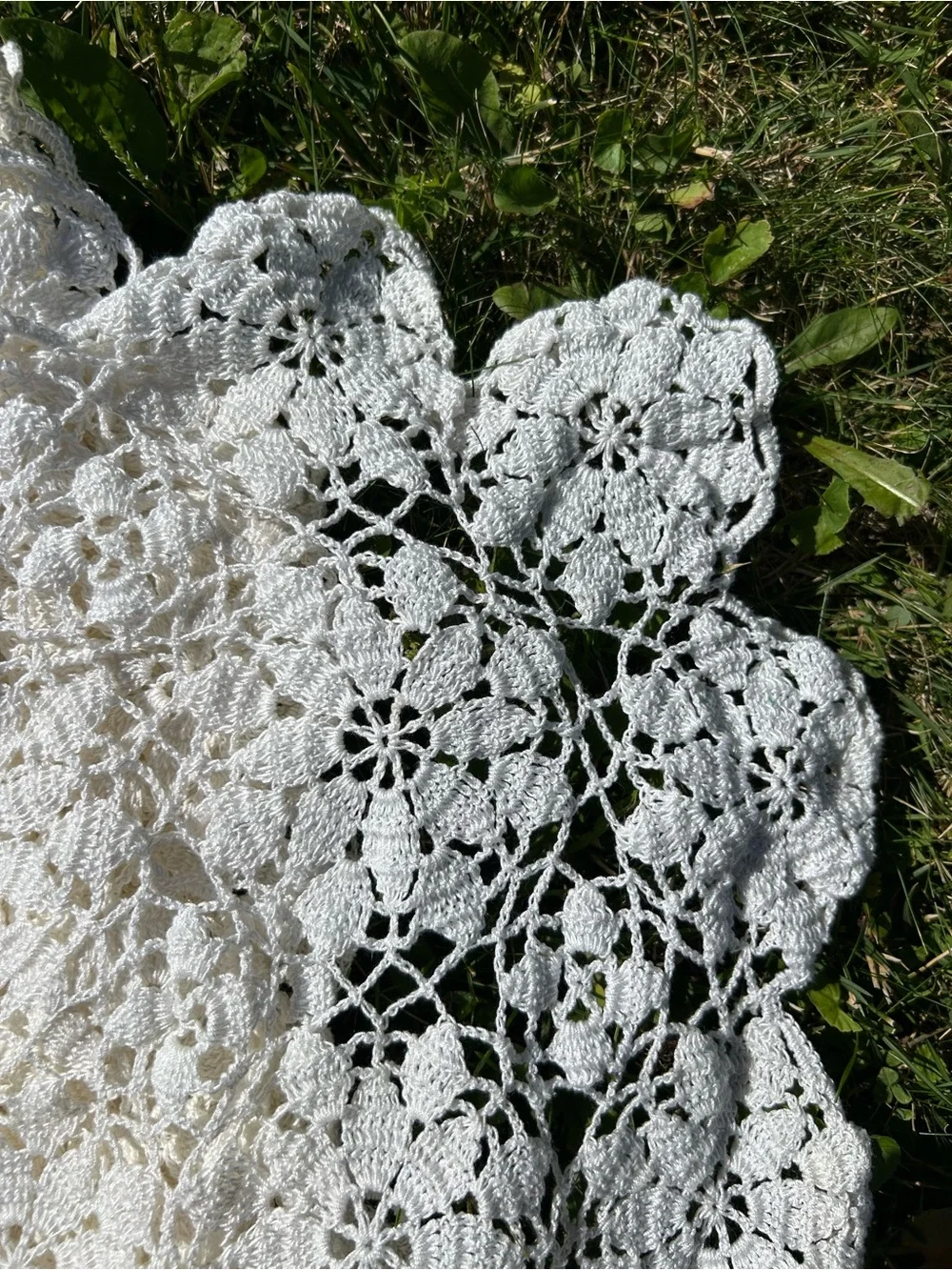 Vintage Bedspread Handmade White Crochet Lace Coverlet Tablecloth 58x79